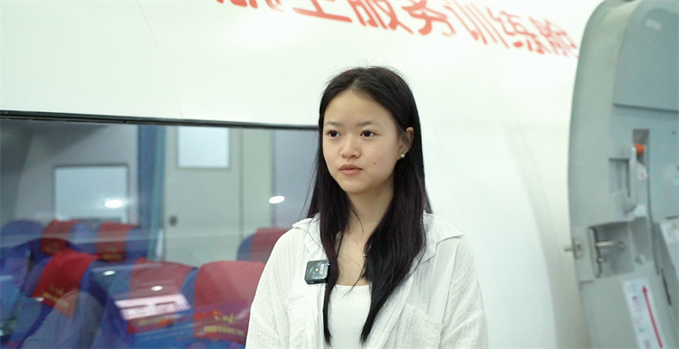 新生故事|逐夢新華，激昂青云