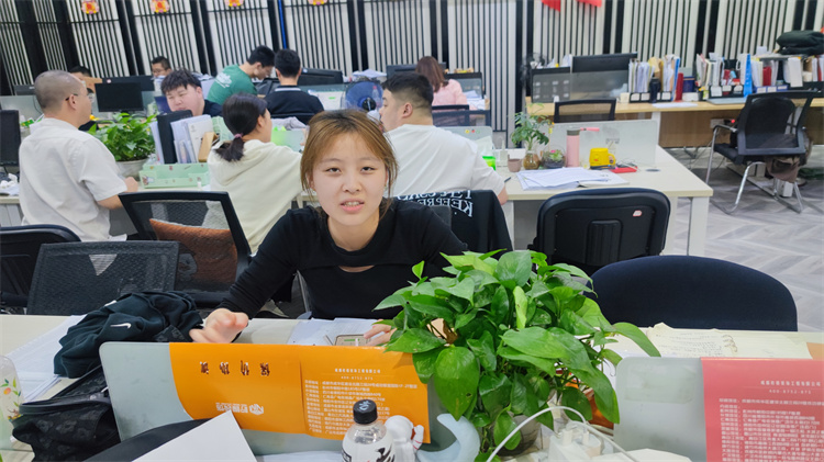 心系學子每一步，就業(yè)回訪送真情