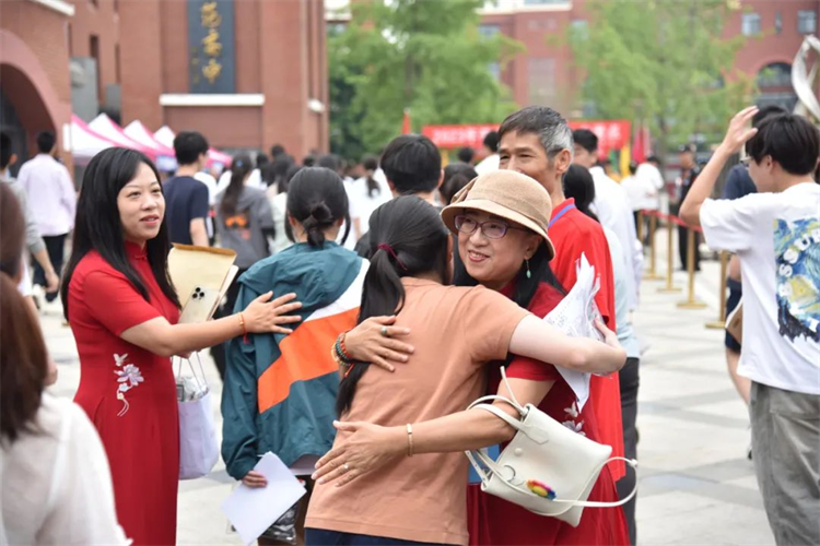 新生活，新旅途：高考后，你最想做的事情是什么？