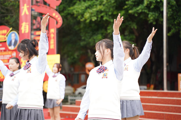 軍訓(xùn)后開學(xué)第一周，一起來看活力滿滿的大家