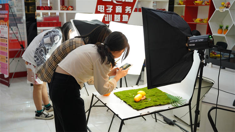 軍訓(xùn)后開學(xué)第一周，一起來看活力滿滿的大家