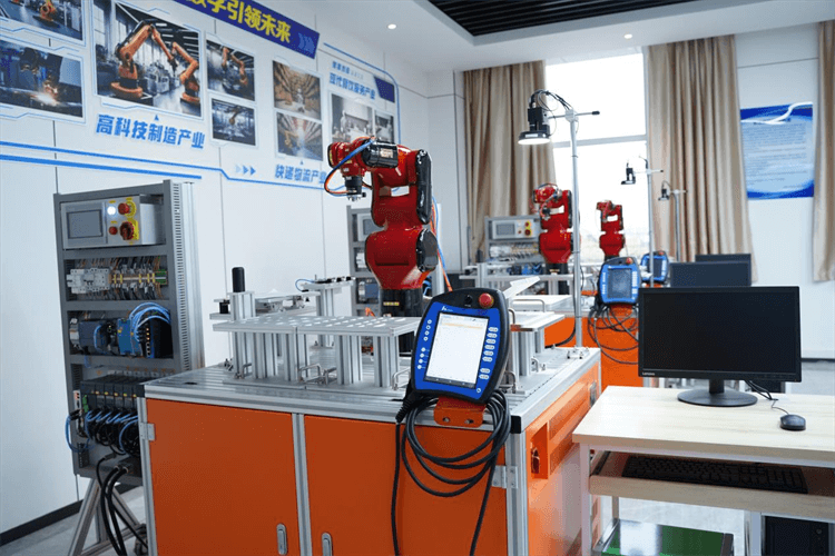 學校獲評“四川省高技能人才培訓基地”