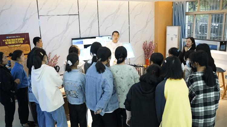 擇校關(guān)鍵詞：“到校、實地、考察”，請記住