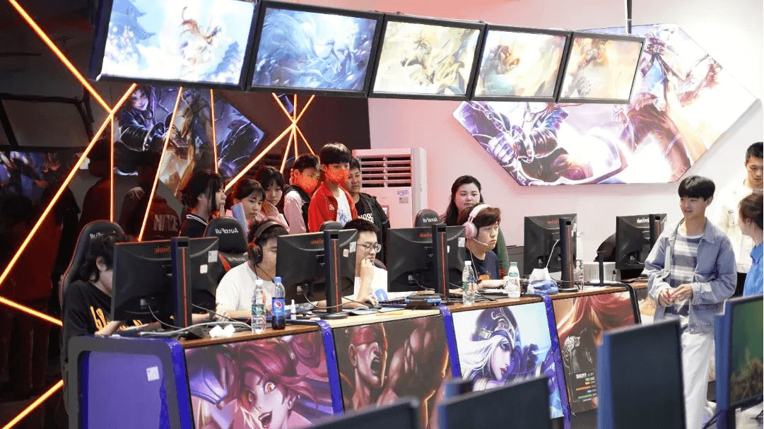 成都新華2024夏季第二批夏令營(yíng)火熱招募中