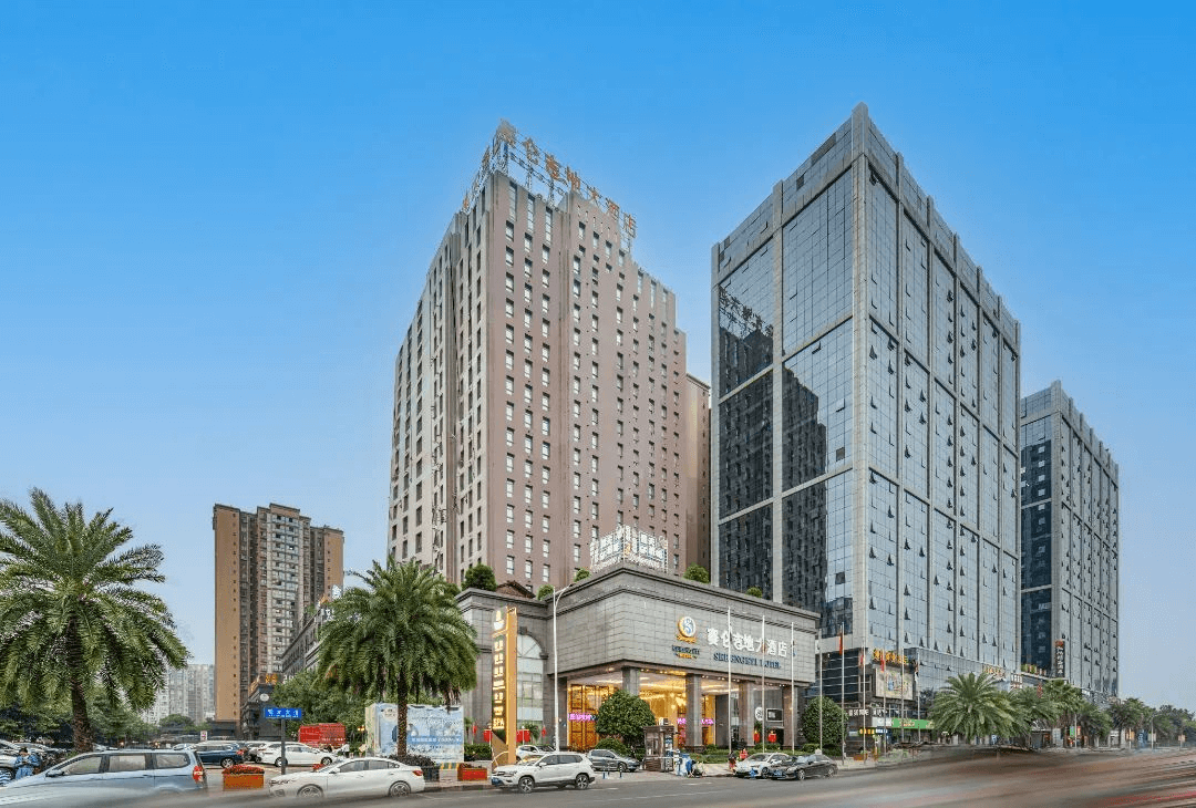 明晰職業(yè)規(guī)劃:酒店行業(yè)大咖走進成都新華