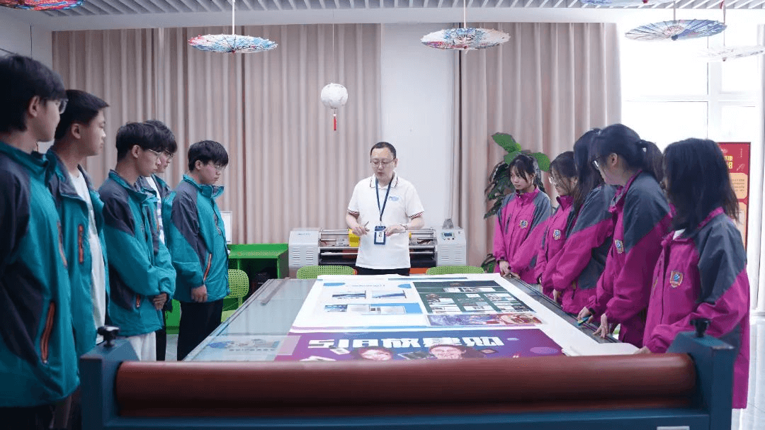 開學(xué)了還能轉(zhuǎn)學(xué)嗎？想轉(zhuǎn)學(xué)到哪個學(xué)校好？