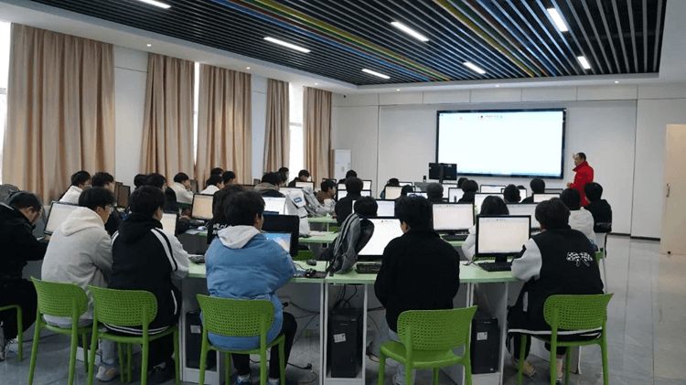 初高中成績不理想，如何選擇合適的學(xué)校