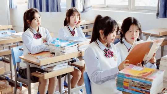 <b>新華熱點(diǎn)|初三生不要錯過這所學(xué)校的“六好校園”</b>