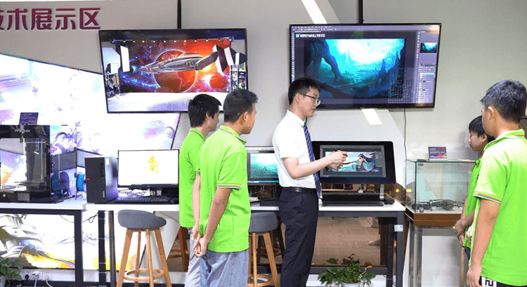 致中高考學(xué)子：放輕松！人生的賽道有很多！